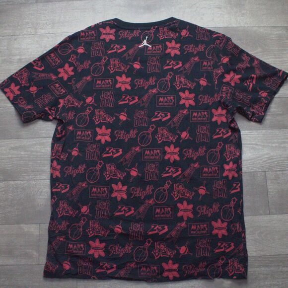 Nike Air Jordan Mars Mini Muffin Flight 23 All Over Print T-Shirt Red Black L - Picture 4 of 4